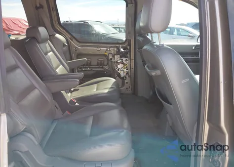 2004 Ford Freestar Limited из США, поврежденный, VIN 2FMDA58244BB22717